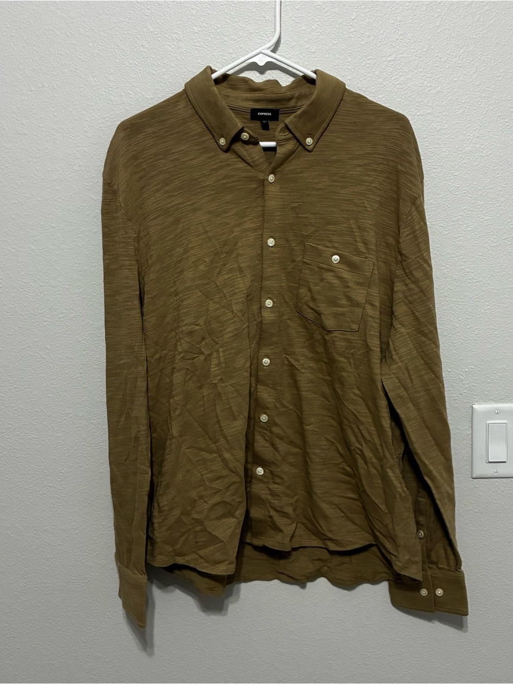 Express Men's Tan Beige Button-Down Collar Shirt Size Large Casual 100% Cotton